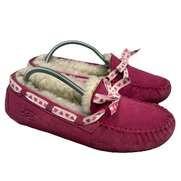 UGG 1005253 Pink Suede Slippers Heart Lace Women’s US 4 / EU 34 GUC - Picture 1 of 16